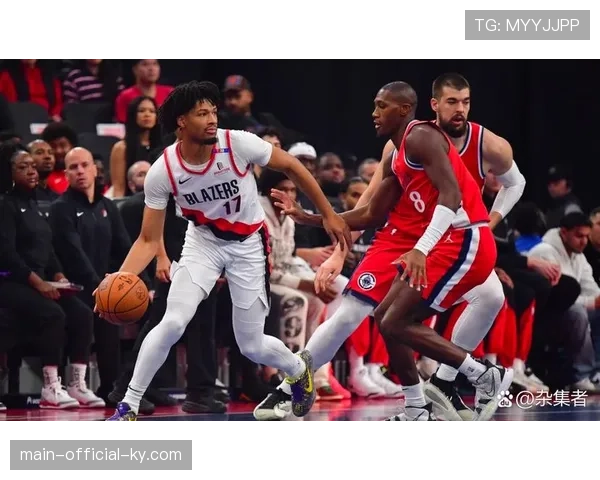 快船与开拓者胜场差仅0.5场 附加赛席位争夺进入白热化